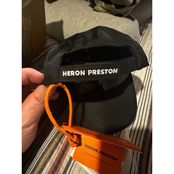 HERON PRESTON HPNY Nylon Hat - New with tags, in original packaging - Black - Picture 4 of 11